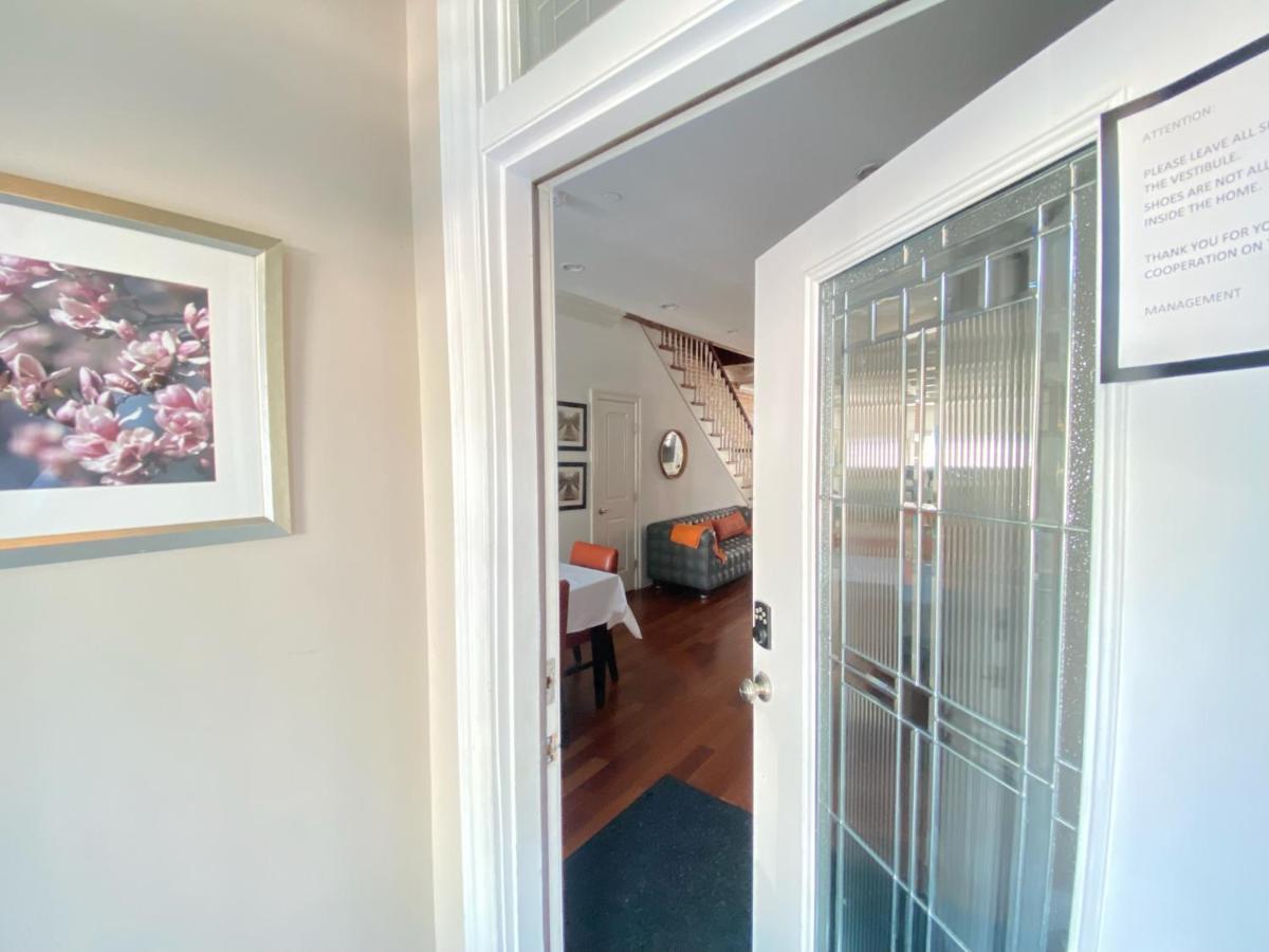 Hébergement de vacances Classy Victorian Brownstone Subway Shopping Washington