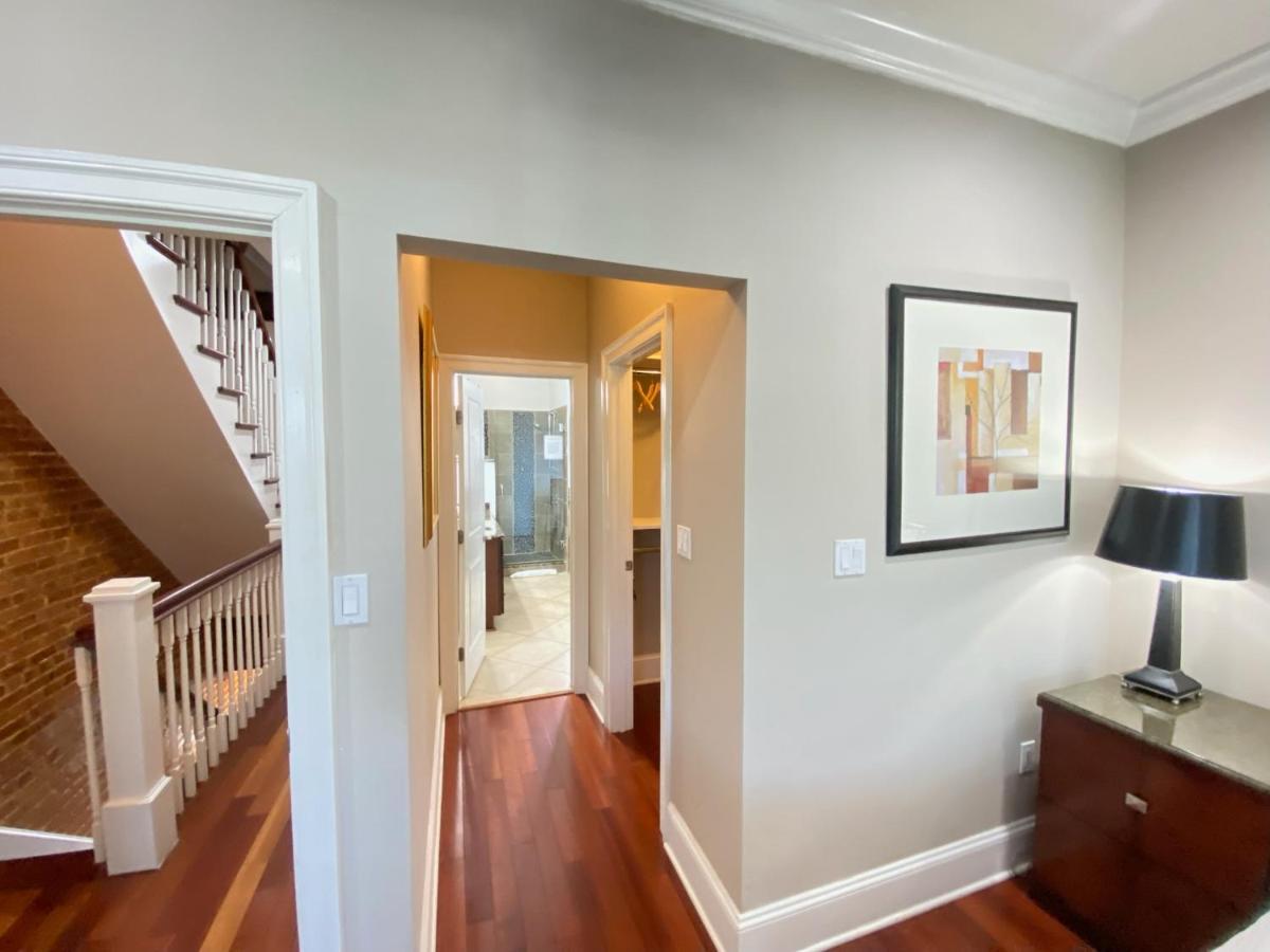 Hébergement de vacances Classy Victorian Brownstone Subway Shopping Washington